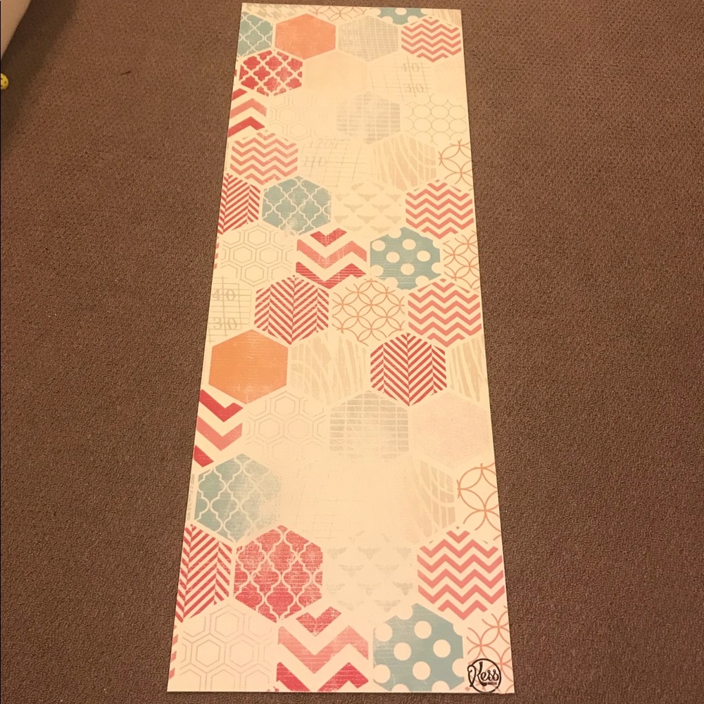 KESS yoga mat highly functional anti slippery